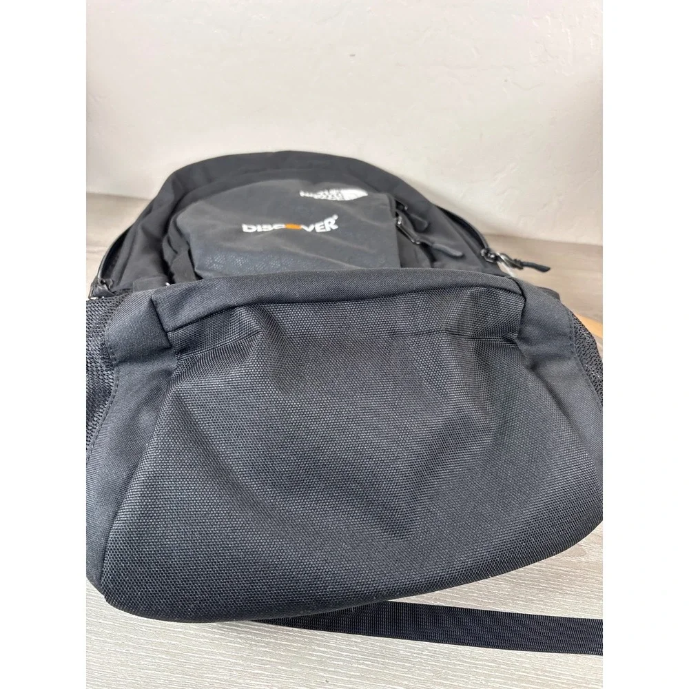 The North Face Discover Connector Backpack 28L Black Laptop Bag NEW